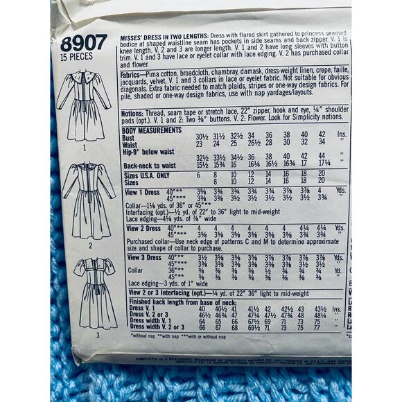 Simplicity sewing pattern 8907 dress puff sleeves - Picture 3 of 5